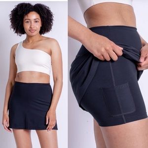 GIRLFRIEND COLLECTIVE Black Skirt Skort Tennis Skirt - size L